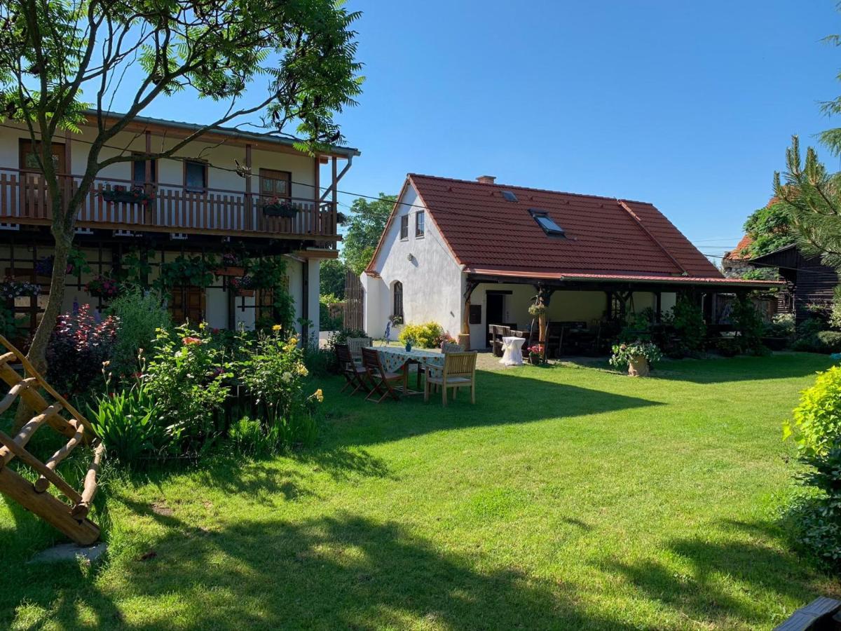 Rybarska Basta Vikletice - Nechranice Villa Kwon Exterior foto